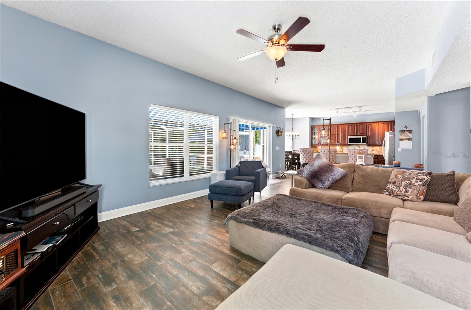 WINDSOR PARK AT THE EAGLES - Residential