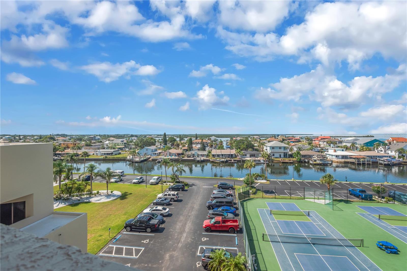 GULF ISLAND BEACH TENNIS - Residential