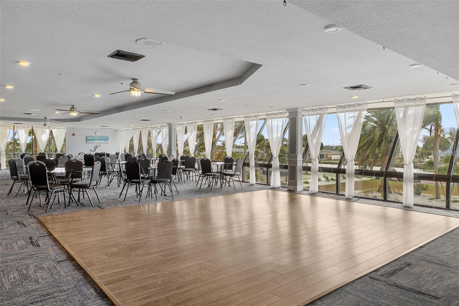 GULF ISLAND BEACH TENNIS - Residential