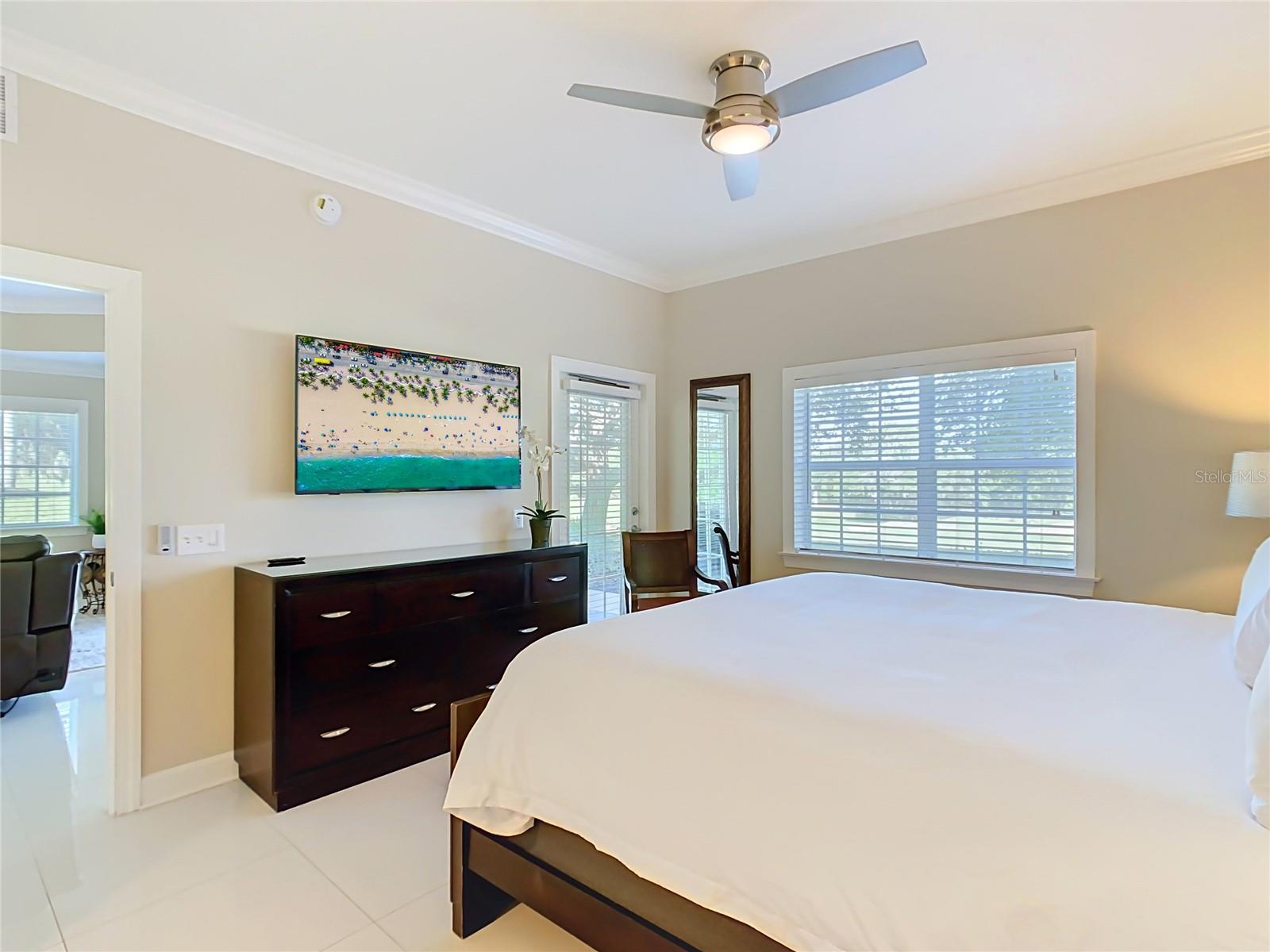 CENTRE COURT RIDGE CONDO PH 5 BLDG E - Residential