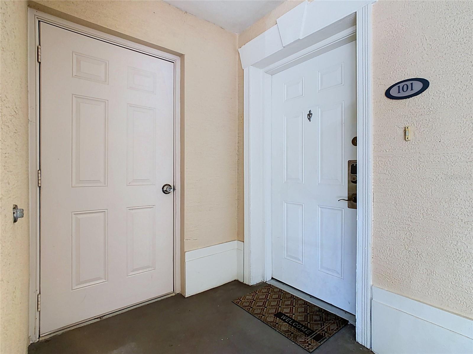 CENTRE COURT RIDGE CONDO PH 5 BLDG E - Residential