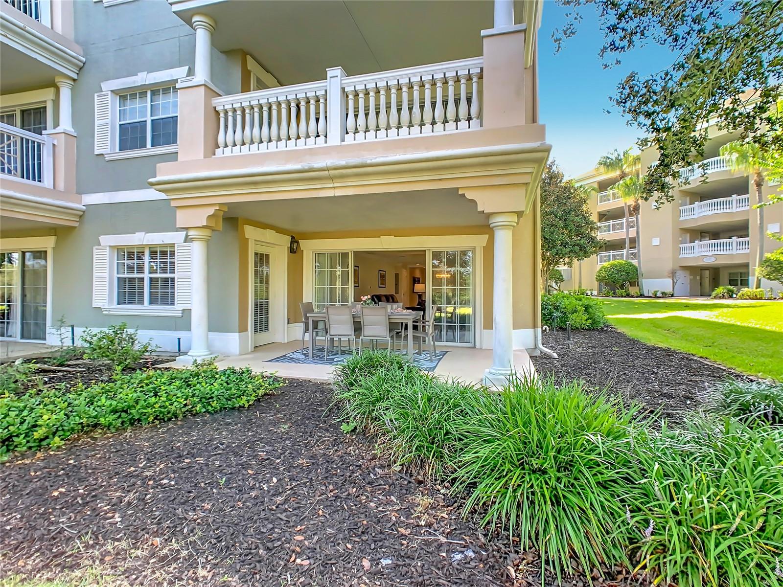 CENTRE COURT RIDGE CONDO PH 5 BLDG E - Residential