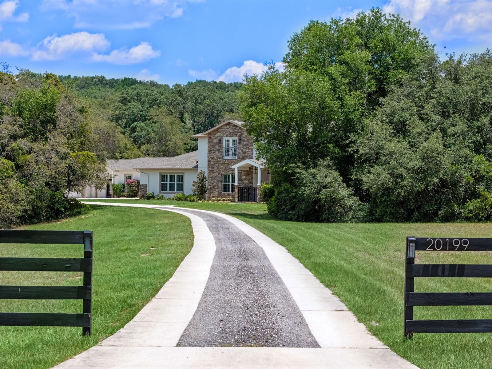SUGARLOAF MEADOW SUB - Residential