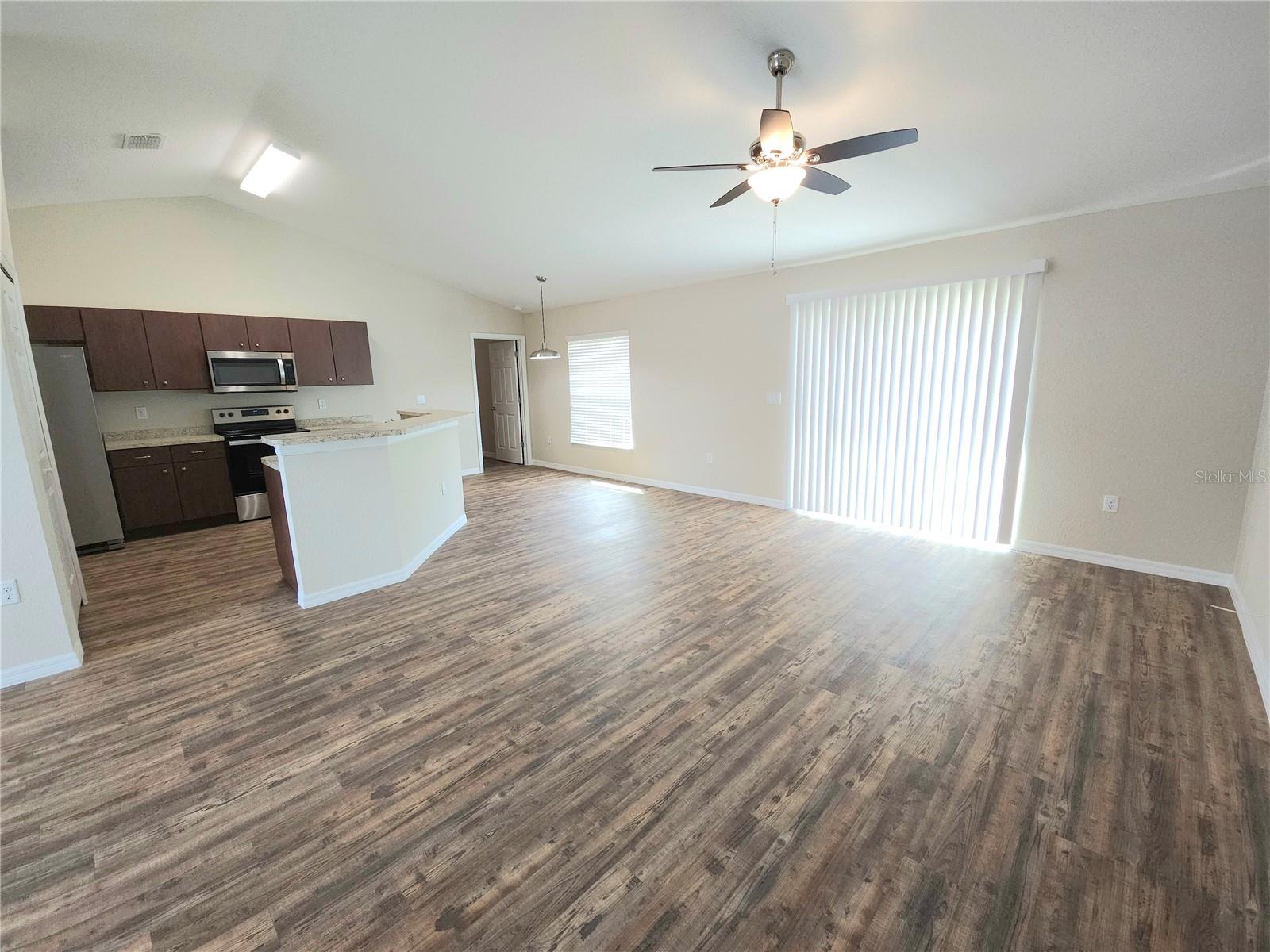MARION OAKS #UN 1 - Residential Lease