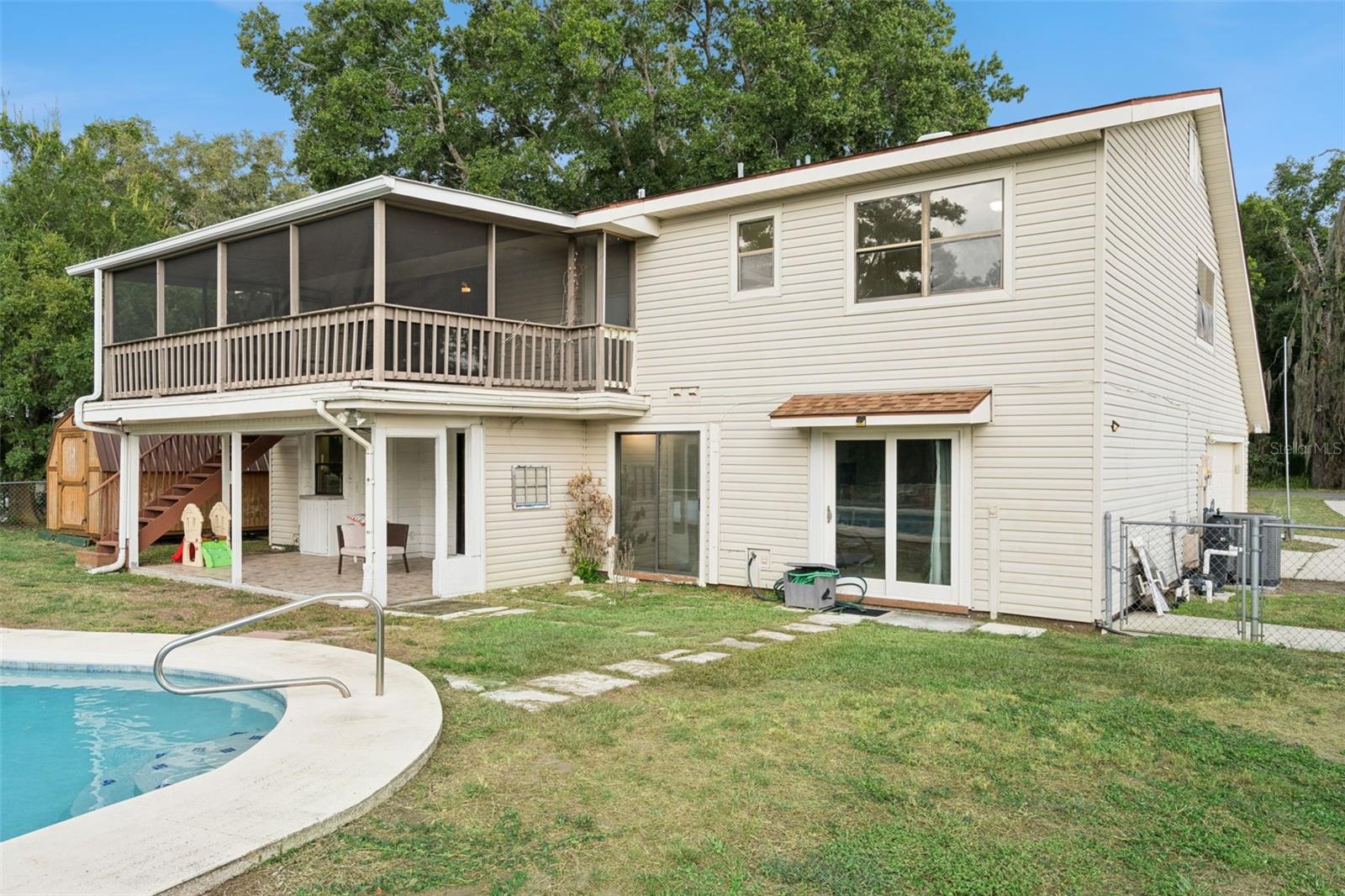 GOLFVIEW SUB - Residential