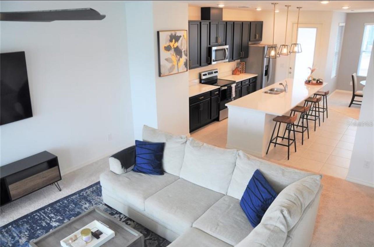 LAUREATE PARK NEIGHBORHOOD CENTER PHASE - Residential Lease