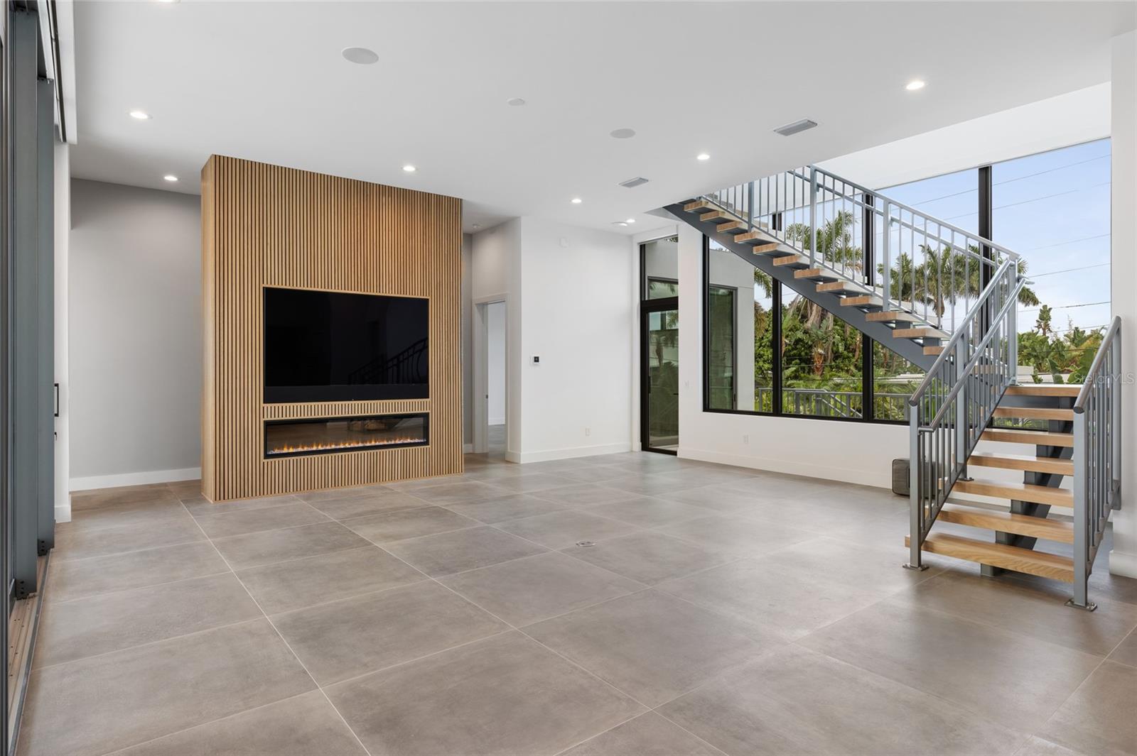 LIDO C - Residential