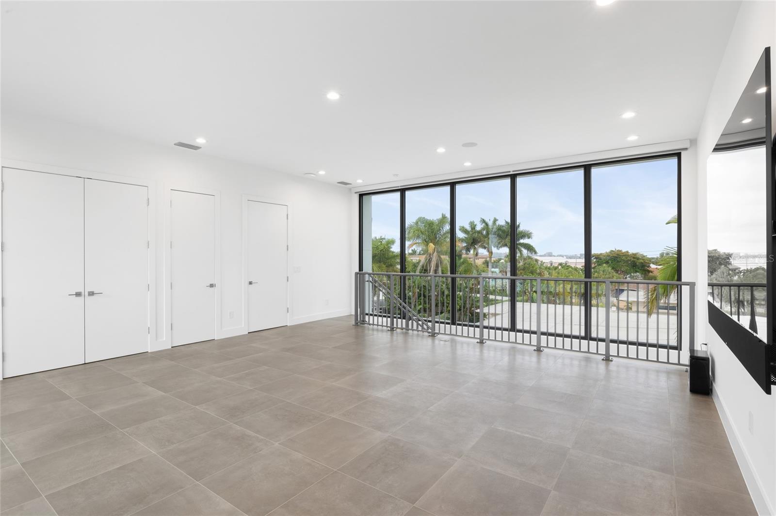 LIDO C - Residential