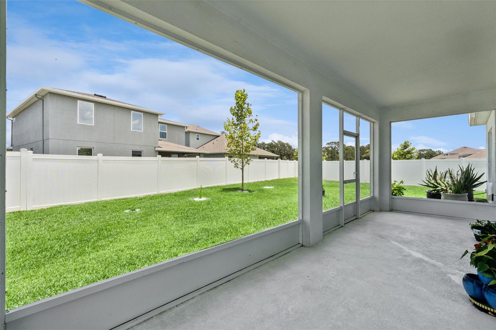 PRAIRIE OAKS - Residential