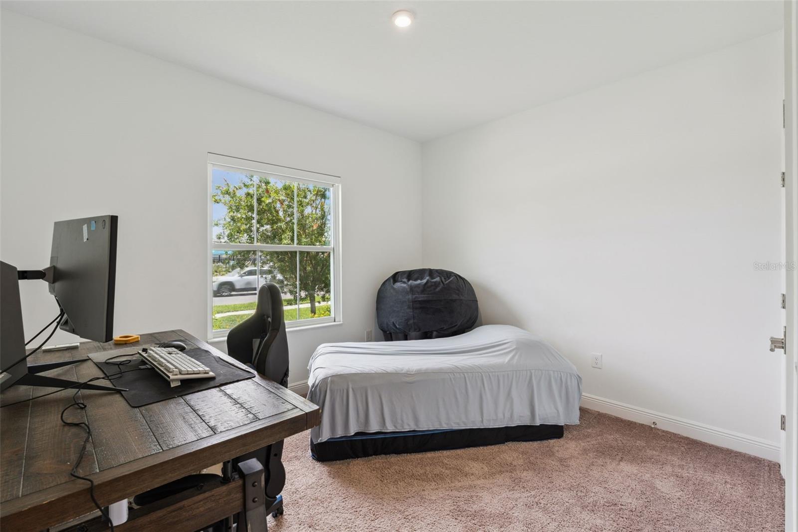 PRAIRIE OAKS - Residential