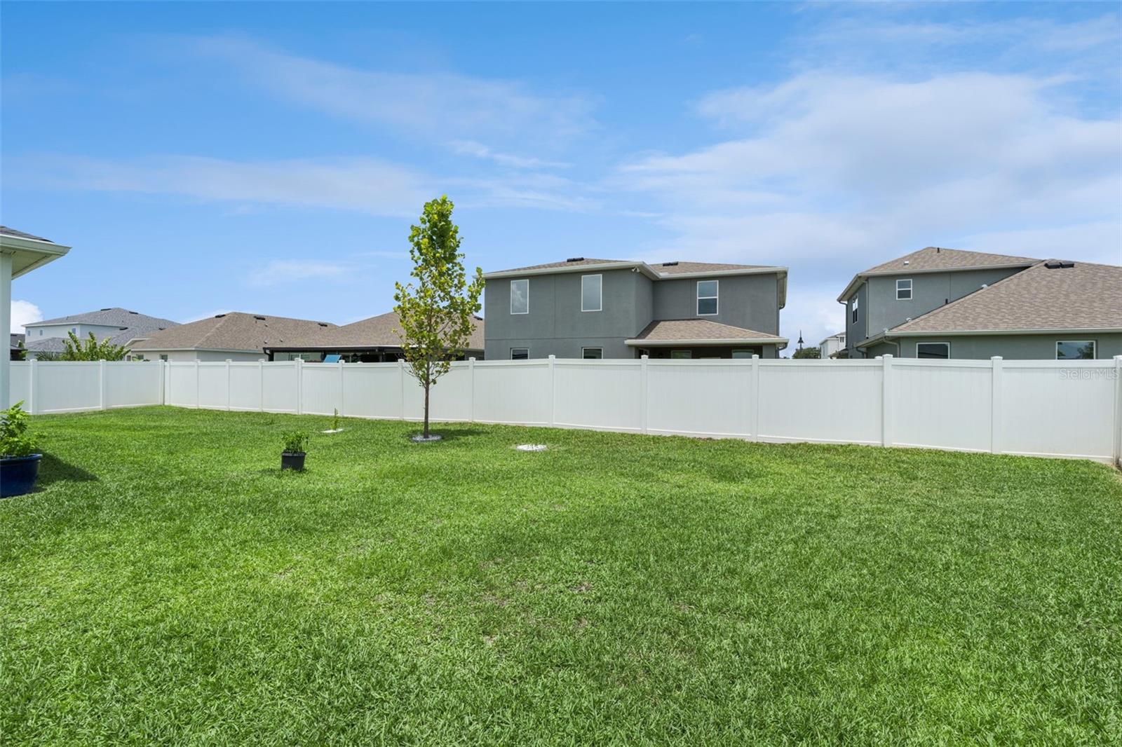 PRAIRIE OAKS - Residential