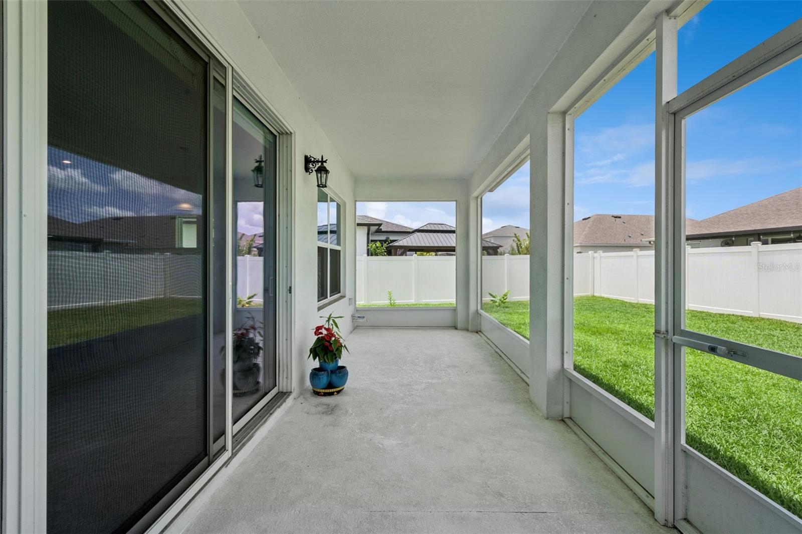 PRAIRIE OAKS - Residential