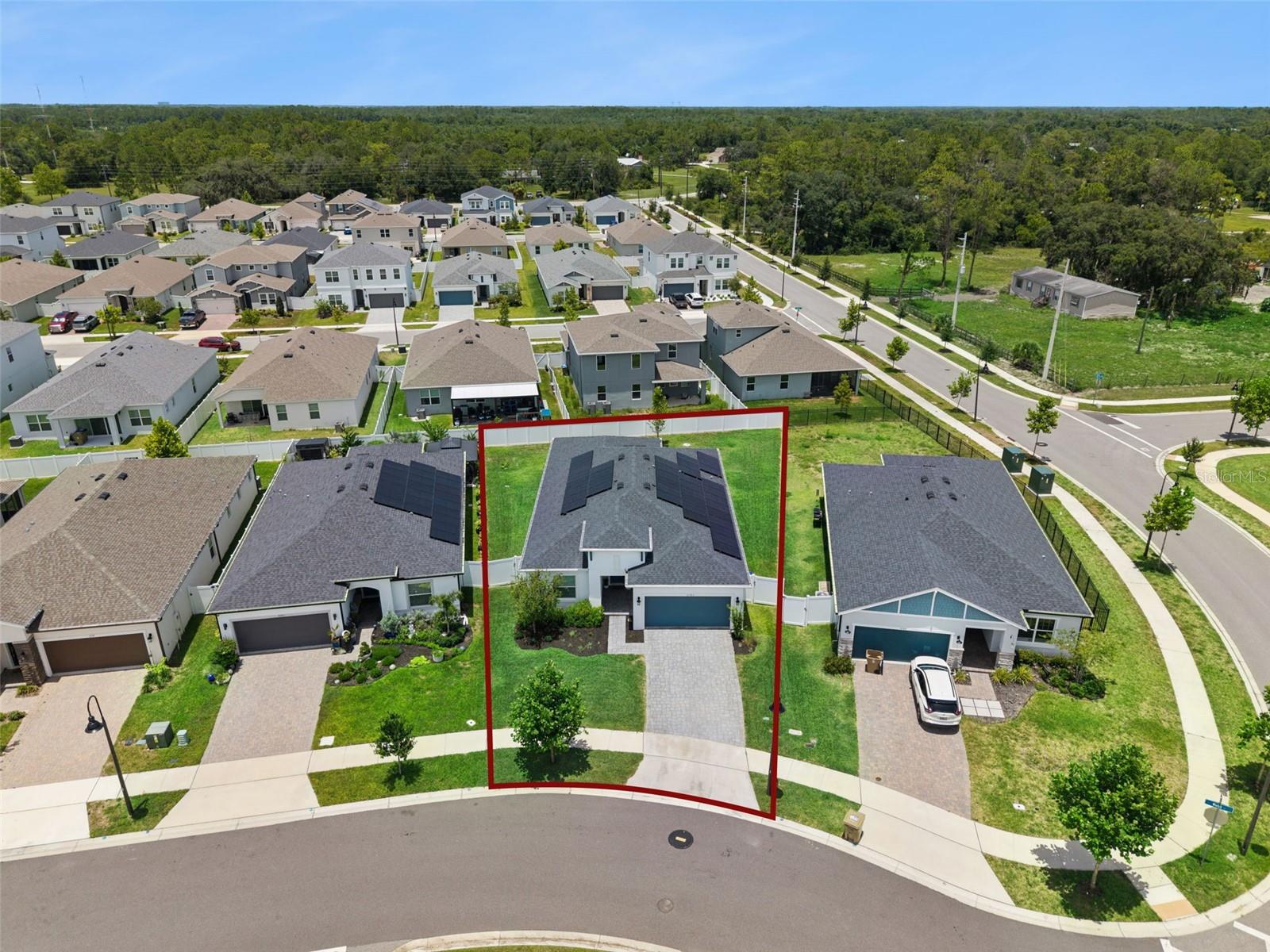 PRAIRIE OAKS - Residential