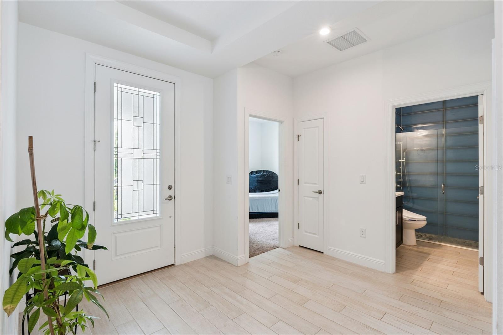 PRAIRIE OAKS - Residential