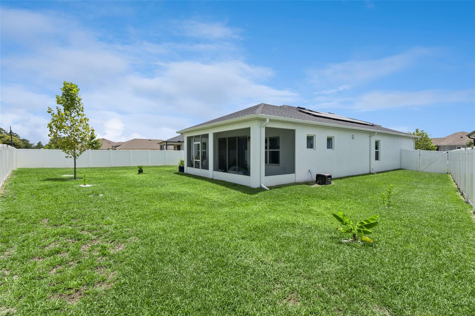 PRAIRIE OAKS - Residential