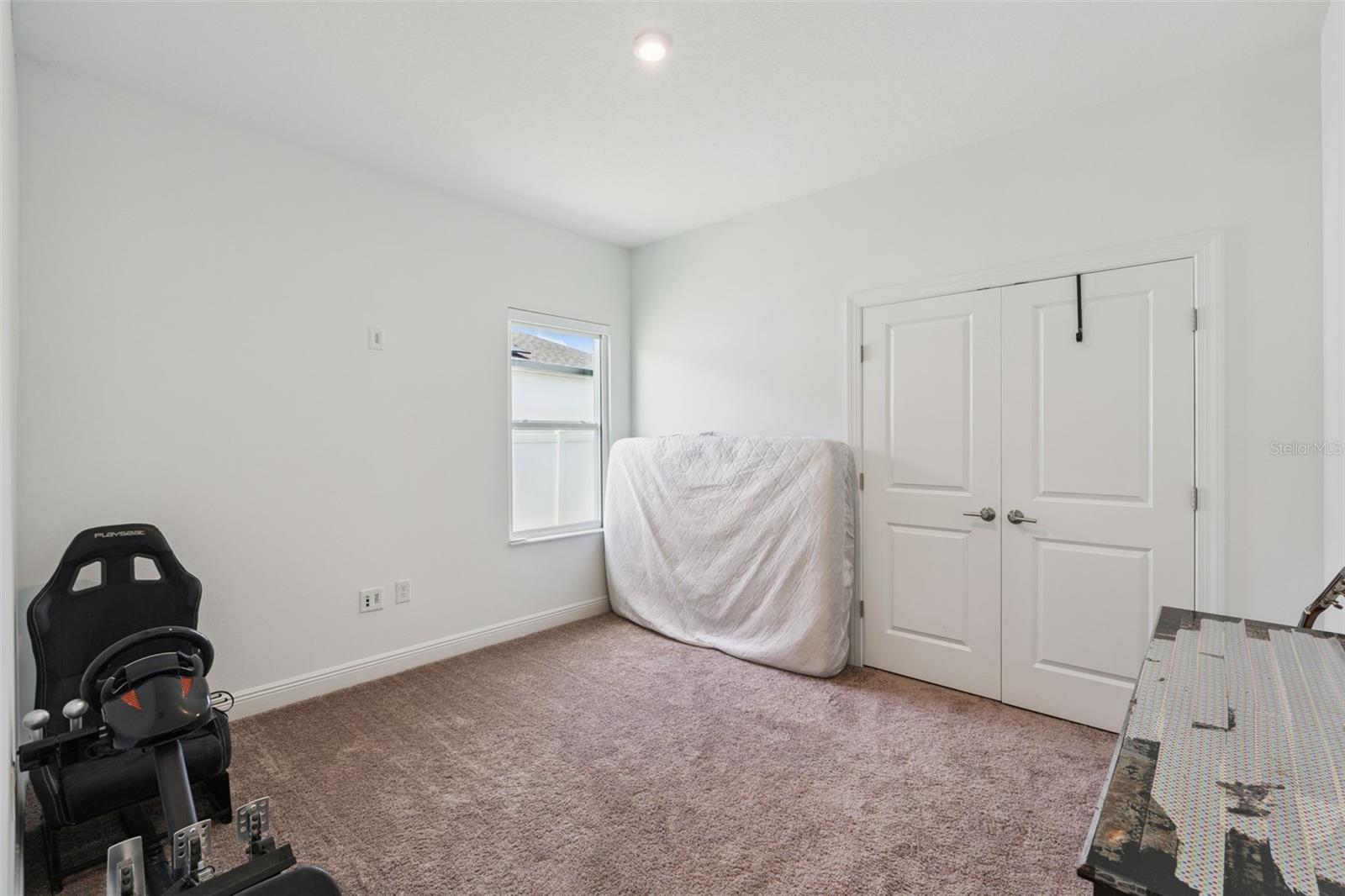 PRAIRIE OAKS - Residential