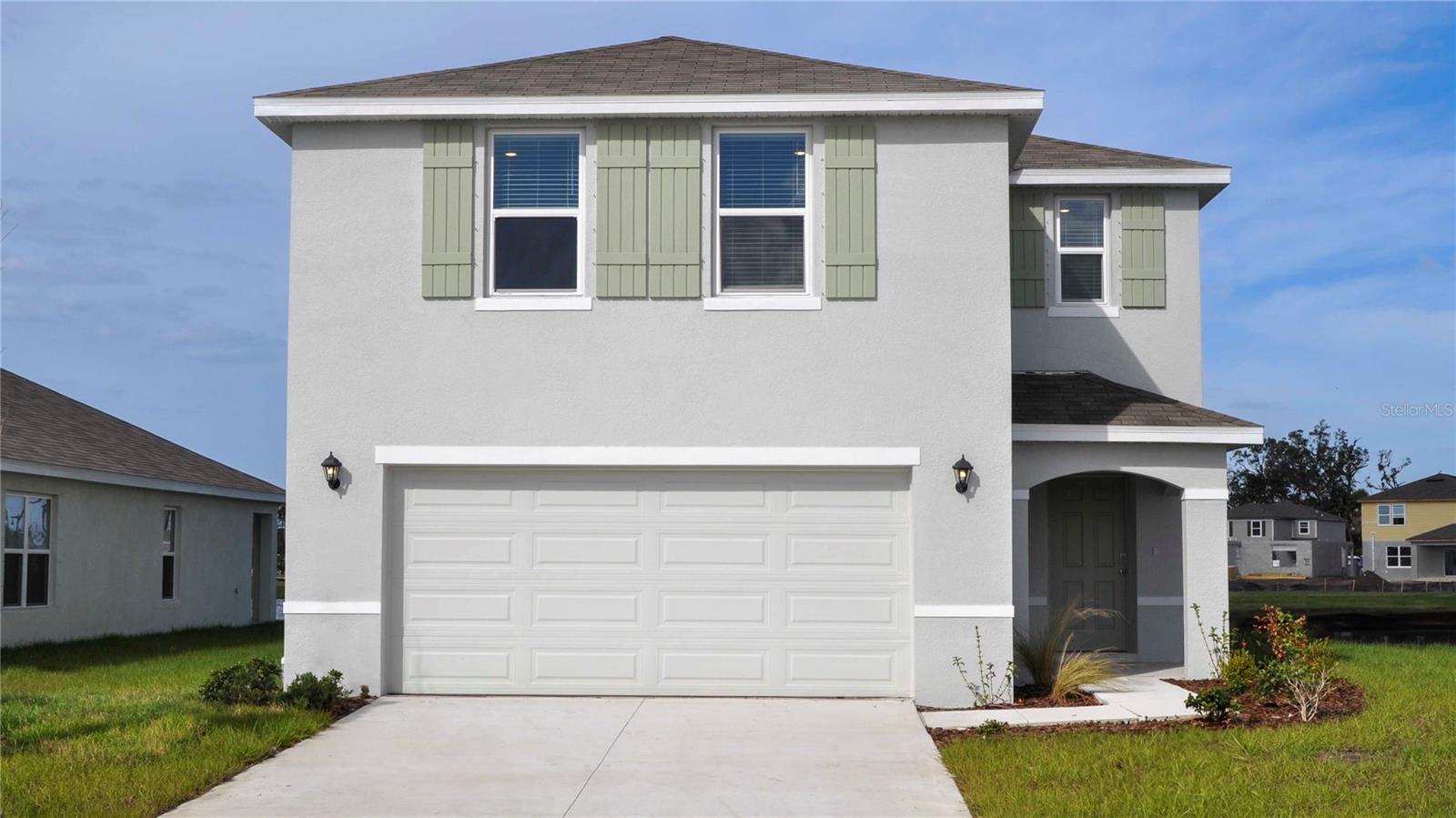BELLA LAGO - Residential
