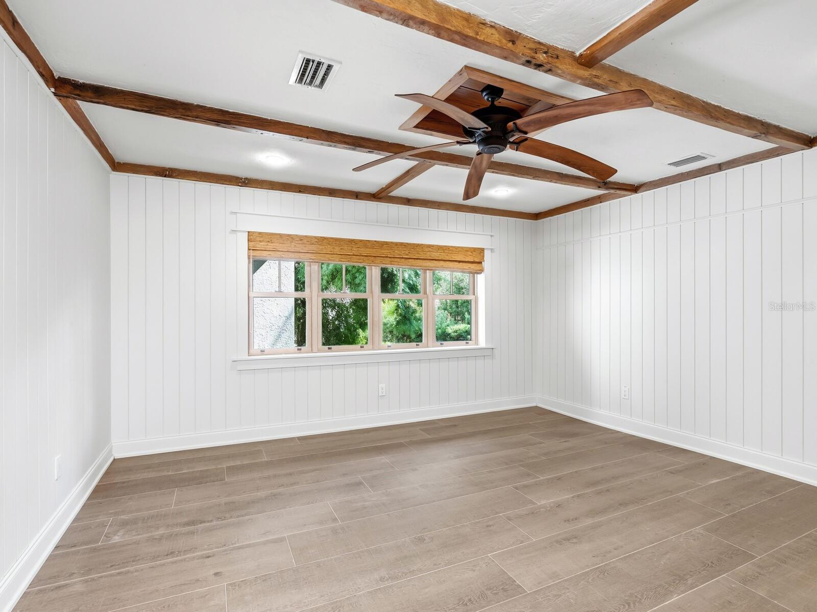 SAINT ARMANDS DIV JOHN RINGLING ESTATES - Residential