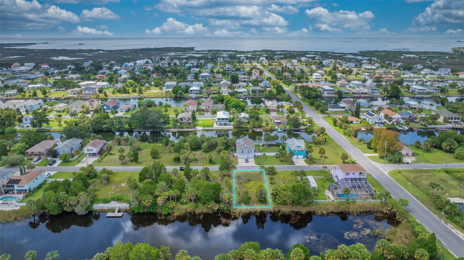 HERNANDO BEACH - Land