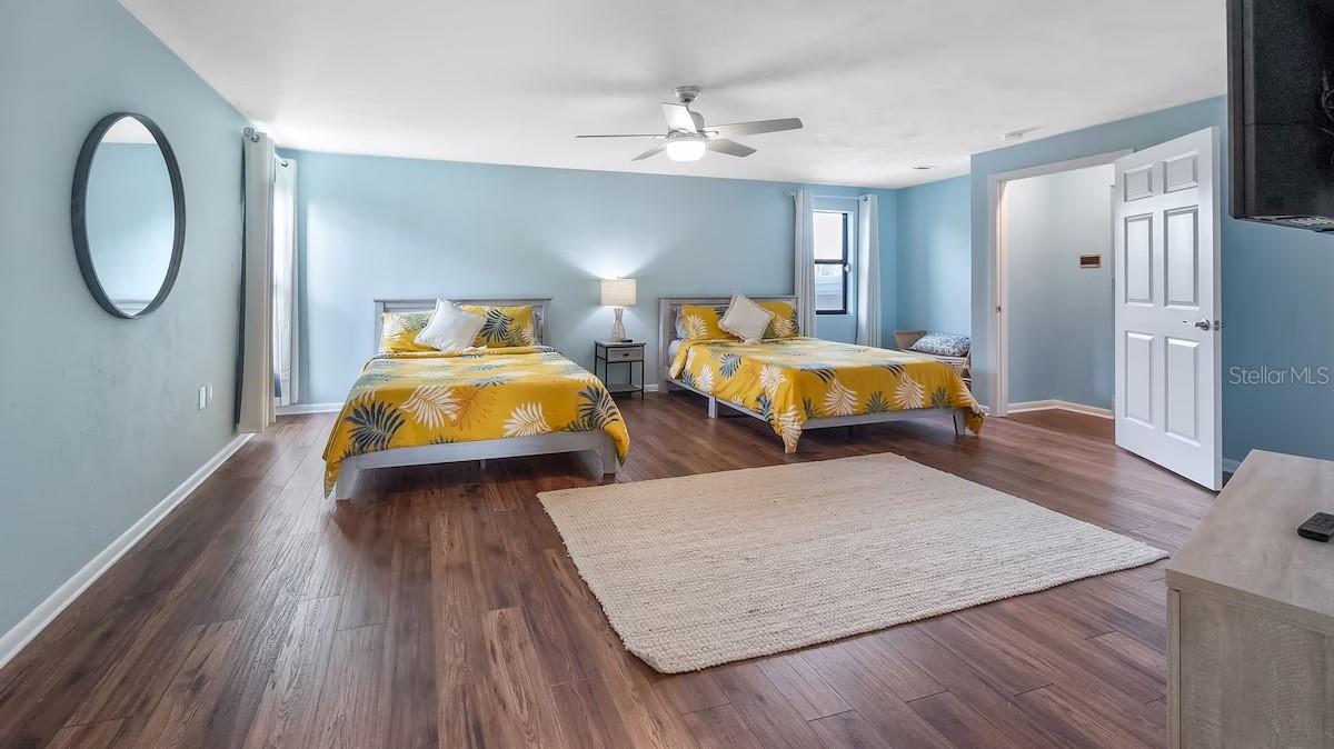 VENEZIA UNIT 01 - Residential