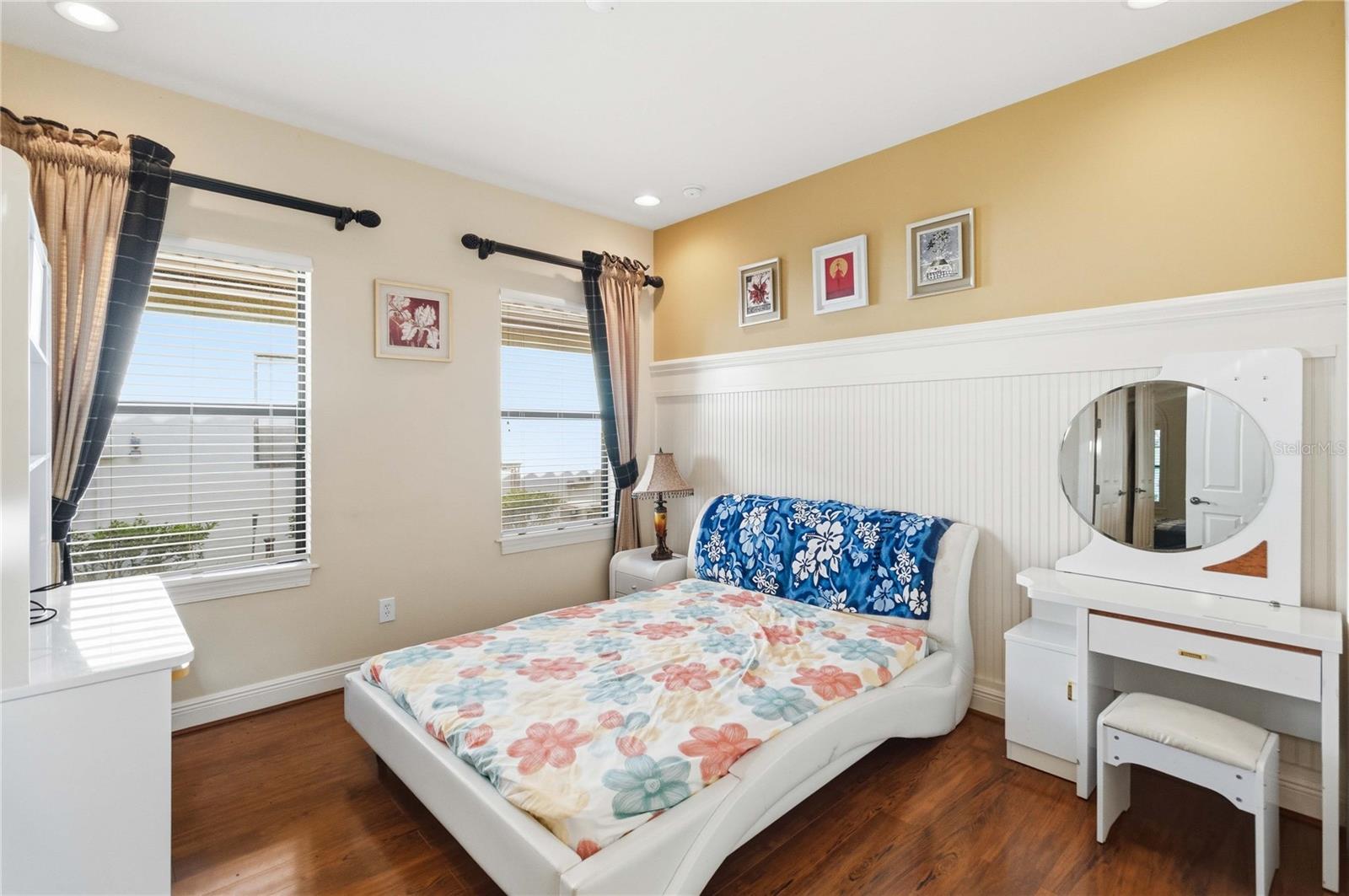 BELLA VISTA - Residential