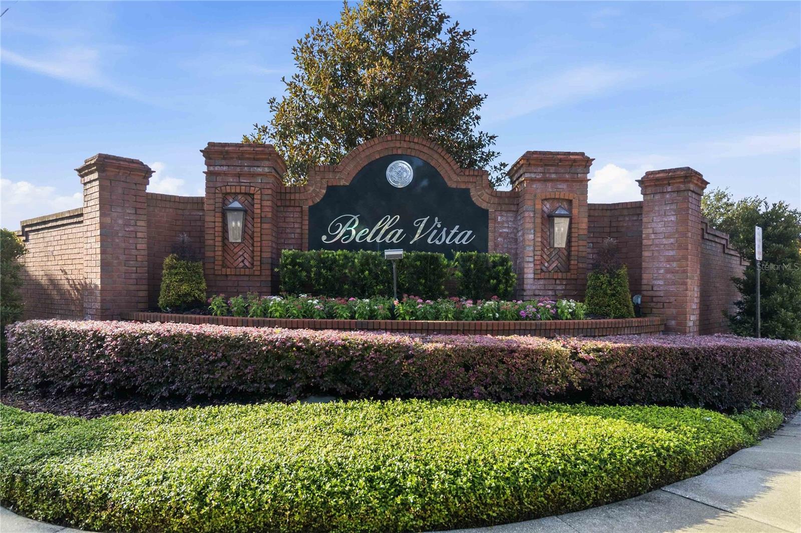 BELLA VISTA - Residential