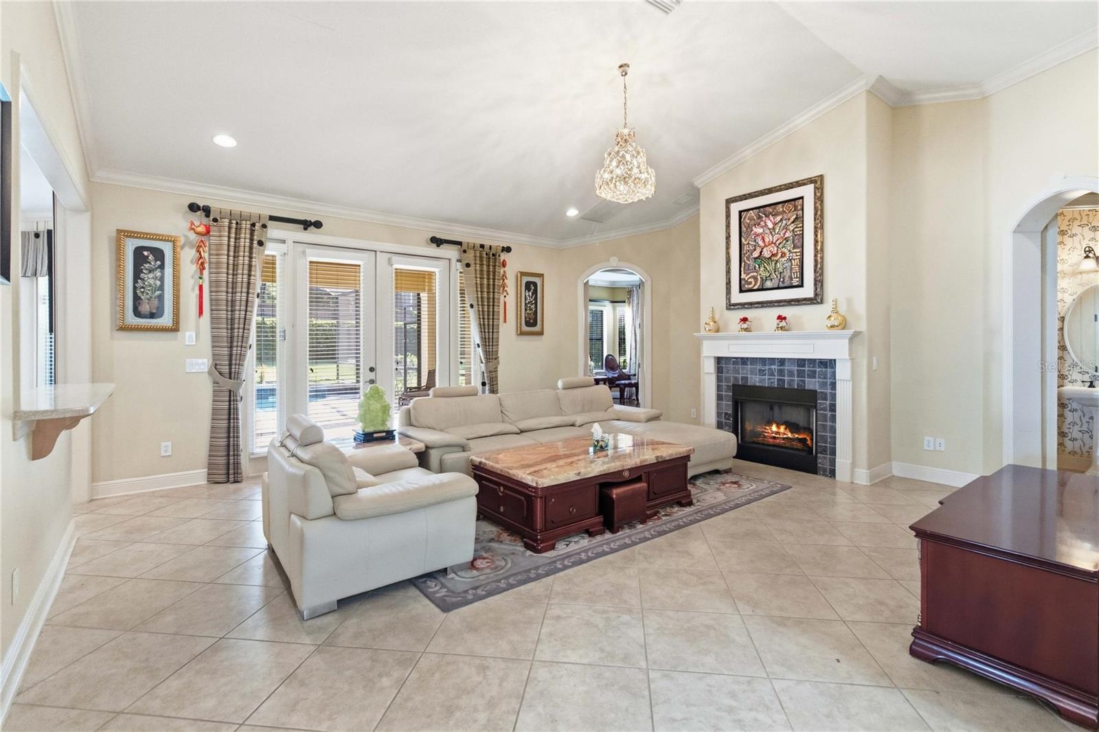 BELLA VISTA - Residential