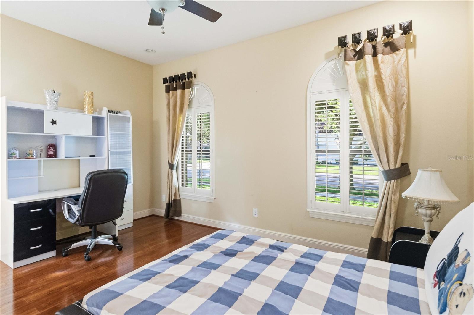 BELLA VISTA - Residential