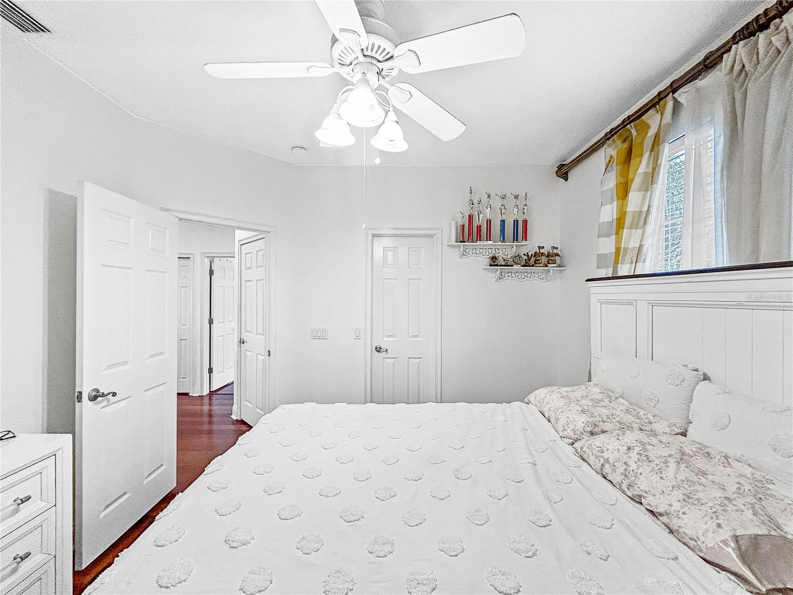 MIRABAY PH 1B-1/2A-1/3B-1 - Residential