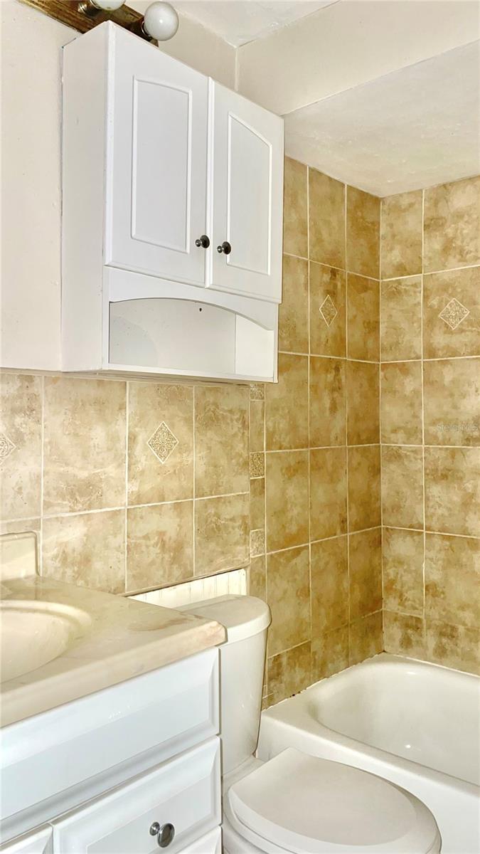 GARDENS BEACON SQUARE CONDO02 - Residential