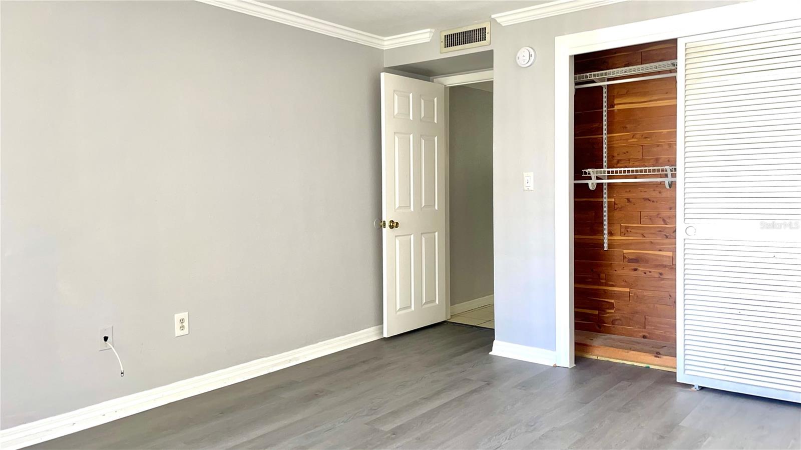 GARDENS BEACON SQUARE CONDO02 - Residential