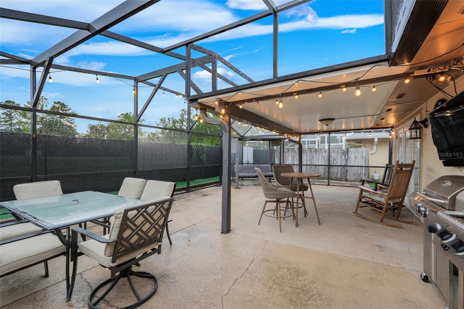 HOLLOWBROOK WEST PH 2 - Residential