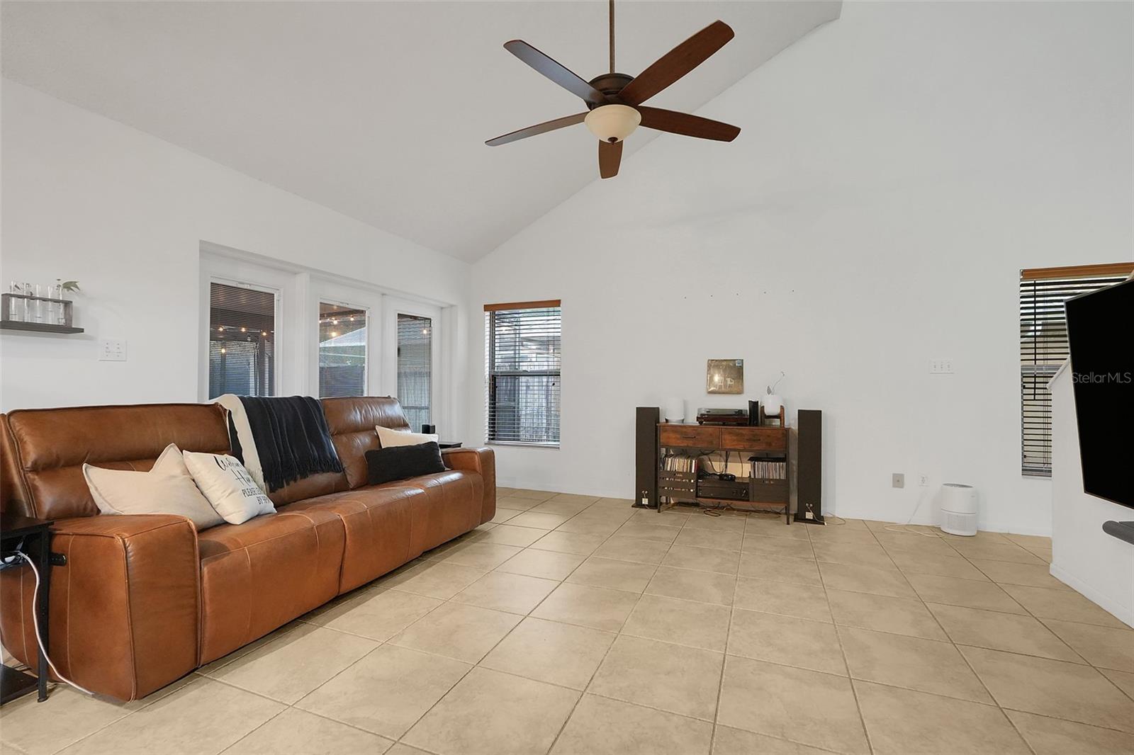 HOLLOWBROOK WEST PH 2 - Residential