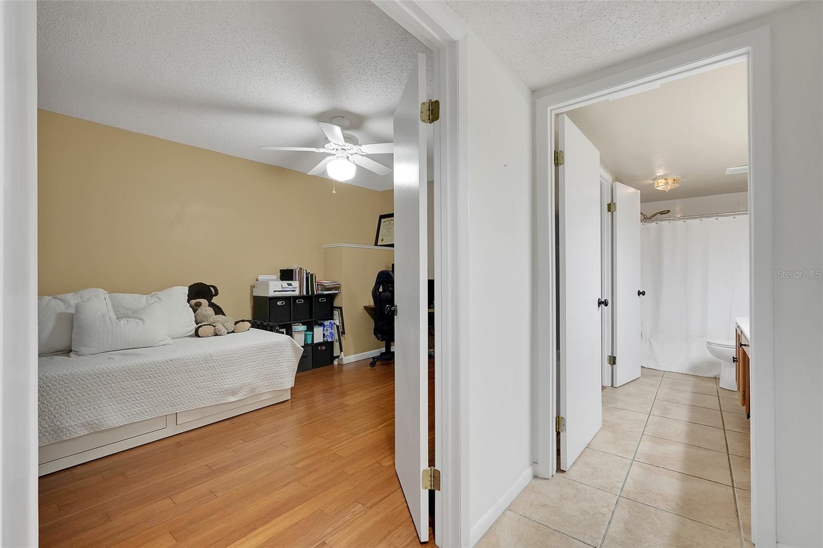 HOLLOWBROOK WEST PH 2 - Residential
