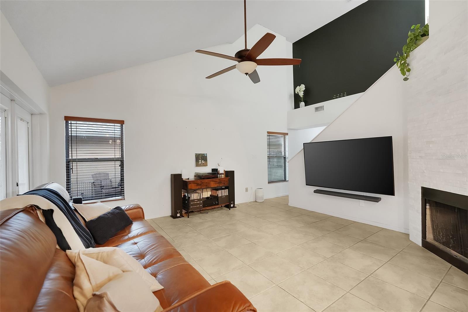 HOLLOWBROOK WEST PH 2 - Residential