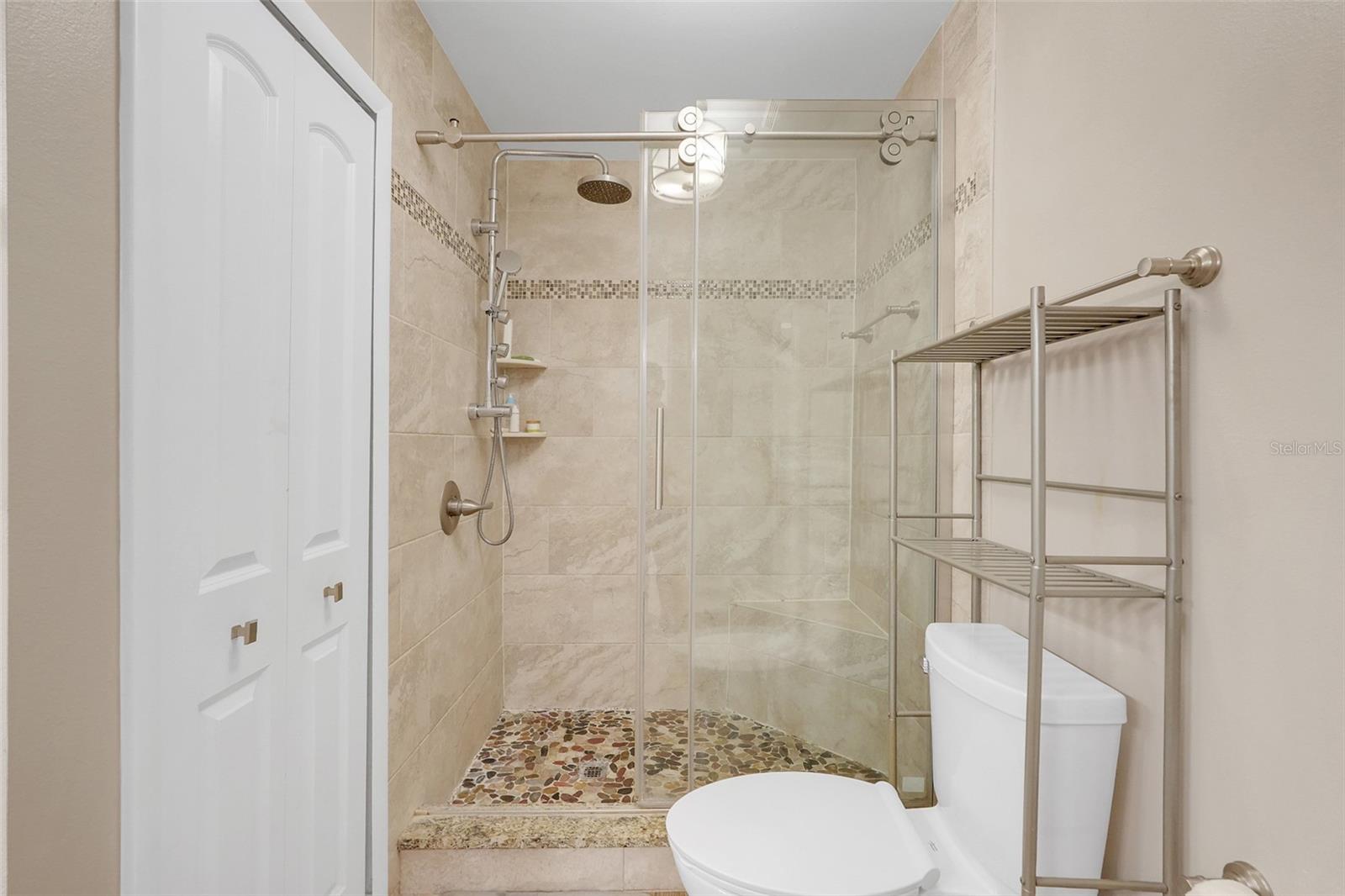 HOLLOWBROOK WEST PH 2 - Residential