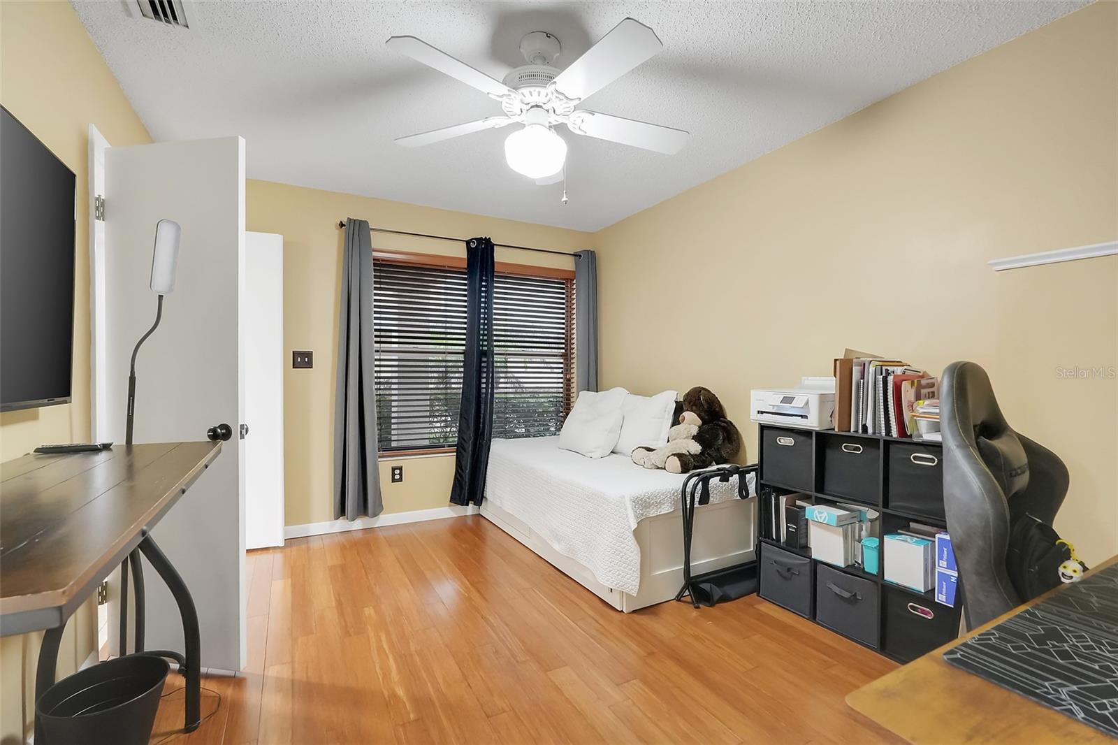 HOLLOWBROOK WEST PH 2 - Residential