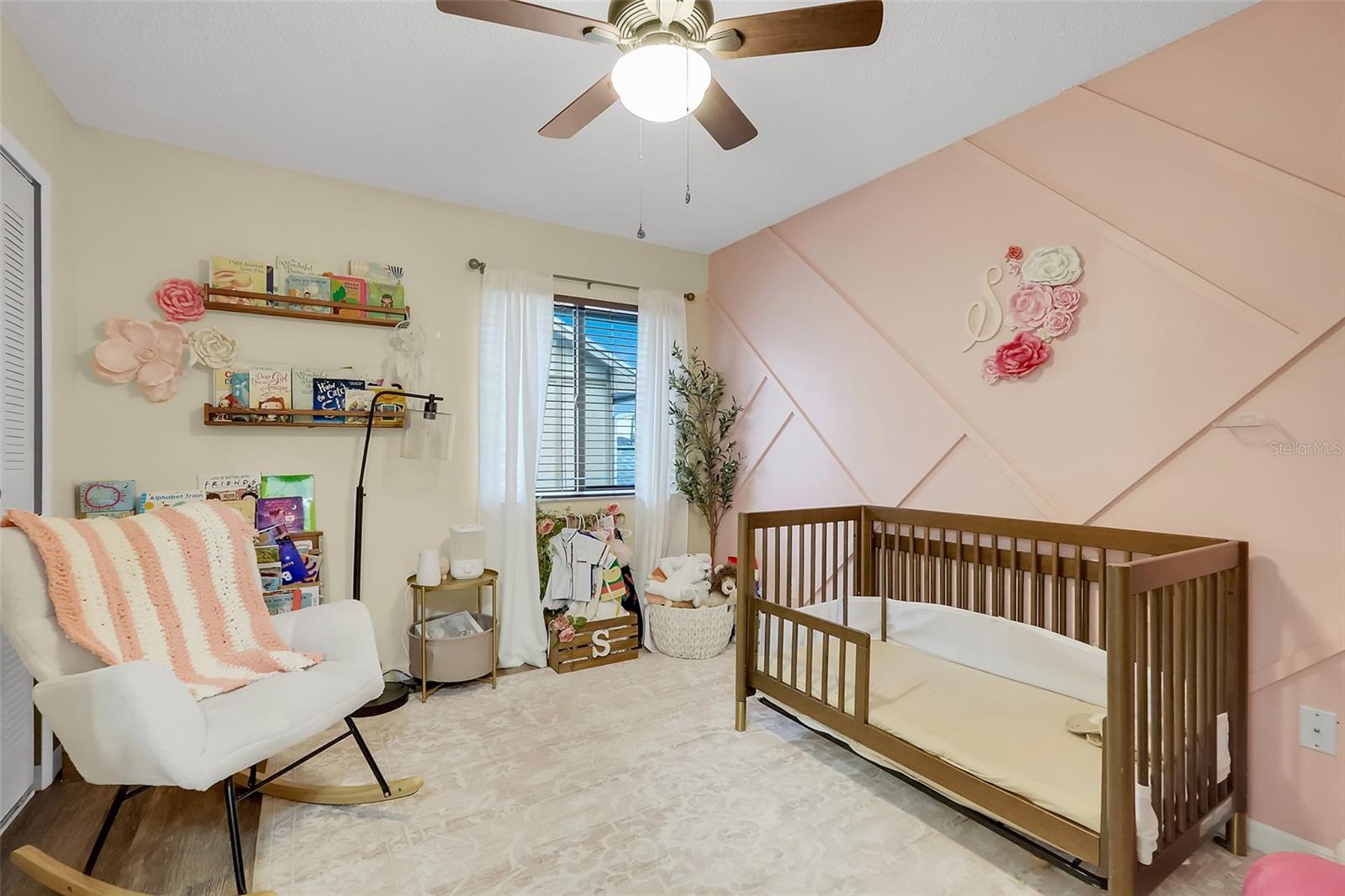 HOLLOWBROOK WEST PH 2 - Residential