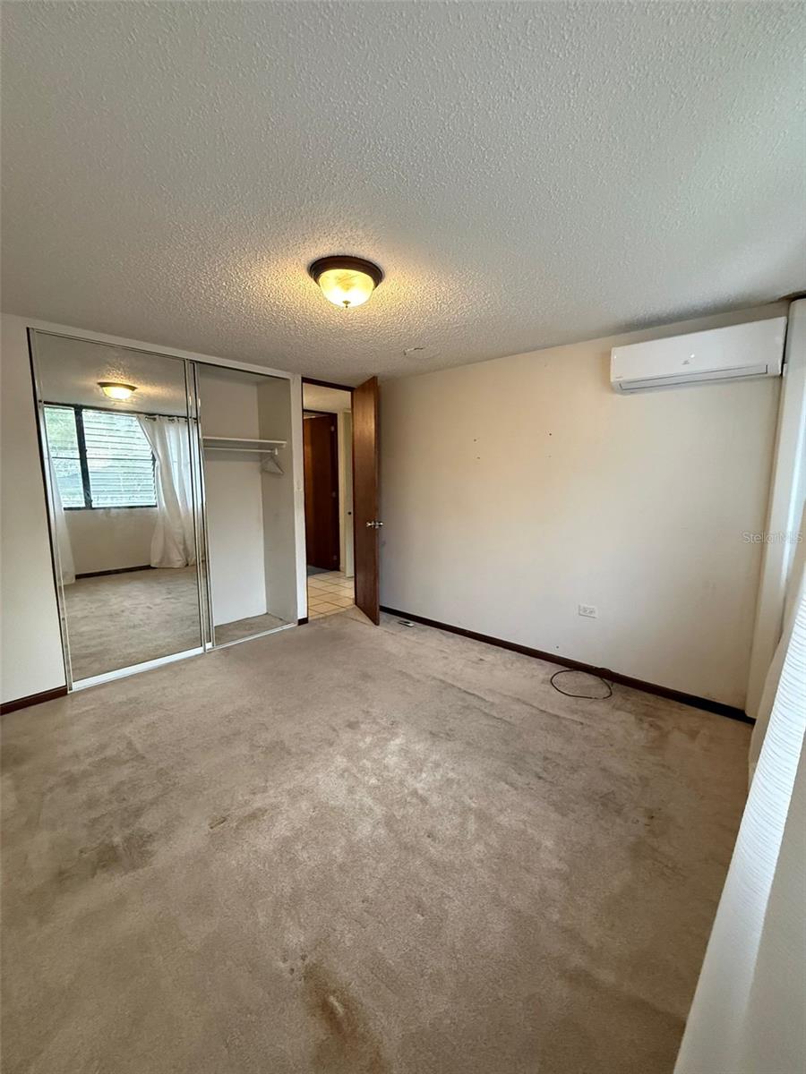 BEVERLY HILLS COURT - Residential