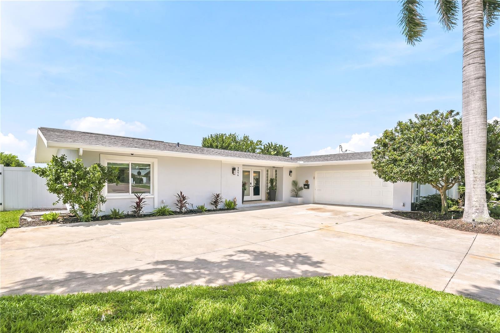 BROADWATER - Residential