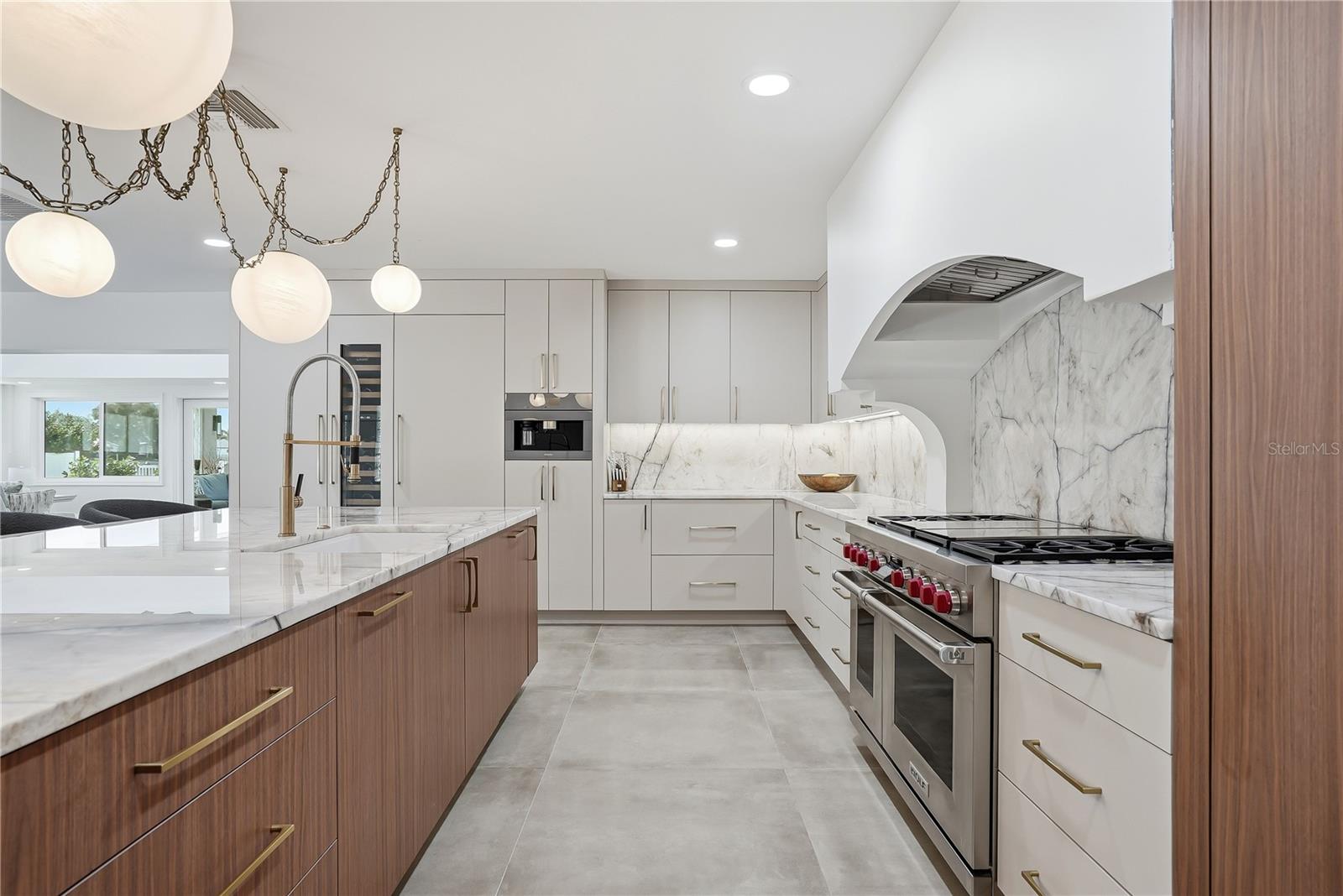 BROADWATER - Residential