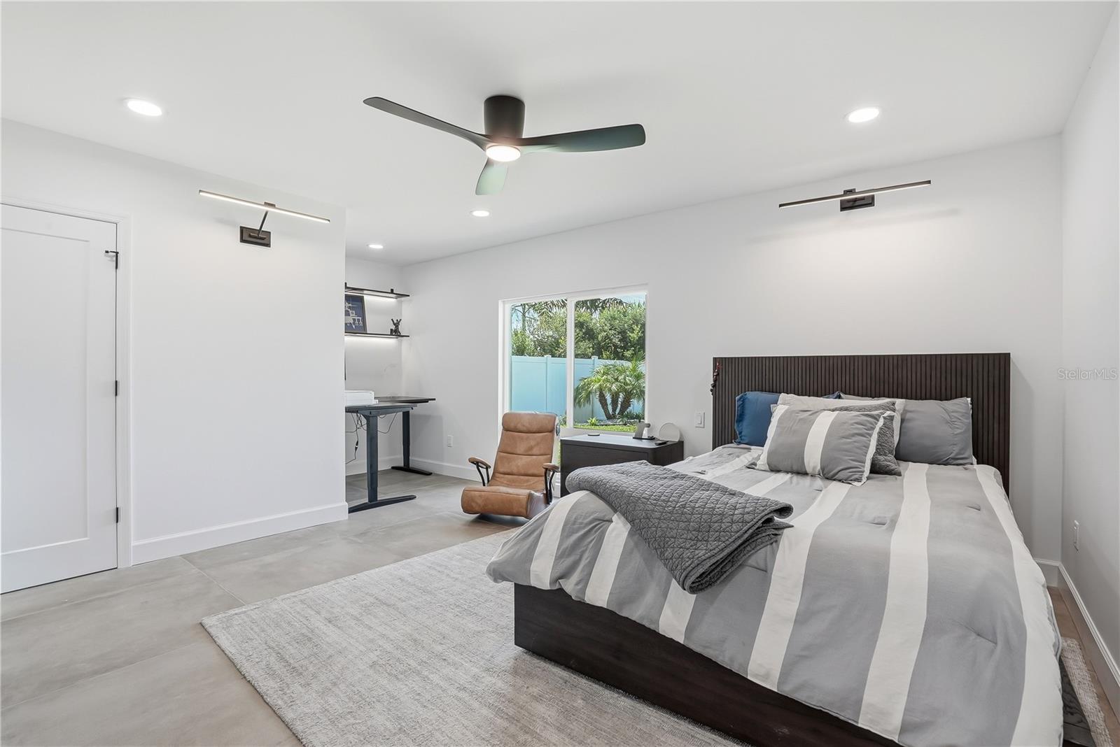 BROADWATER - Residential
