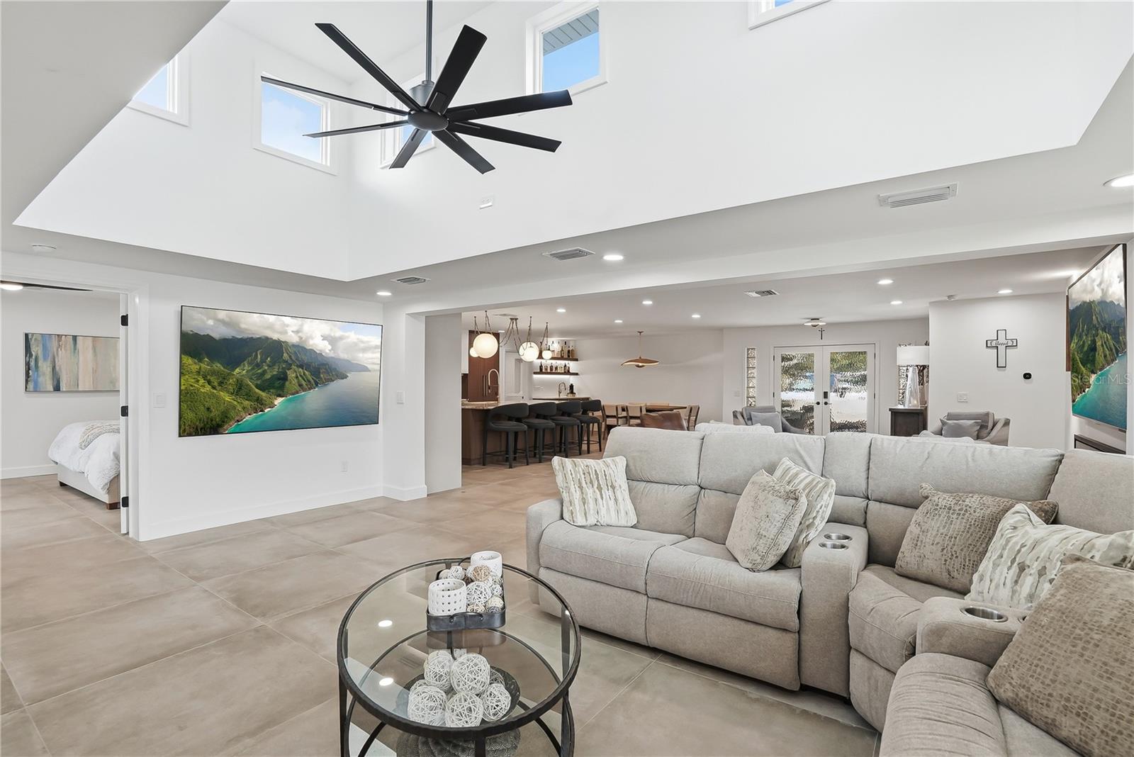 BROADWATER - Residential