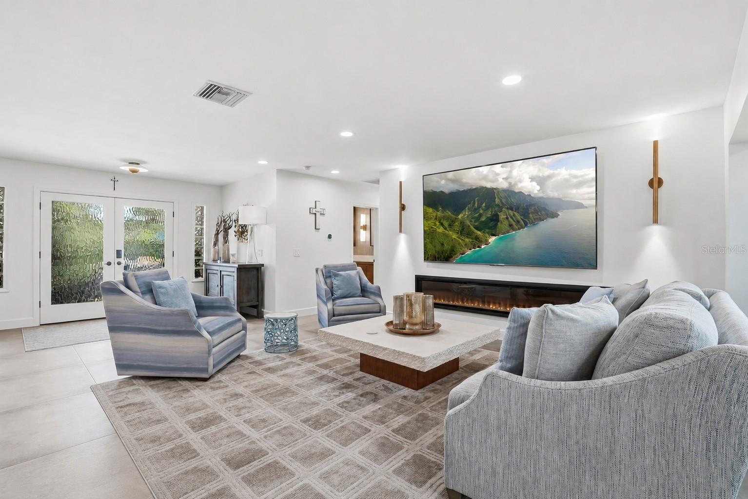 BROADWATER - Residential