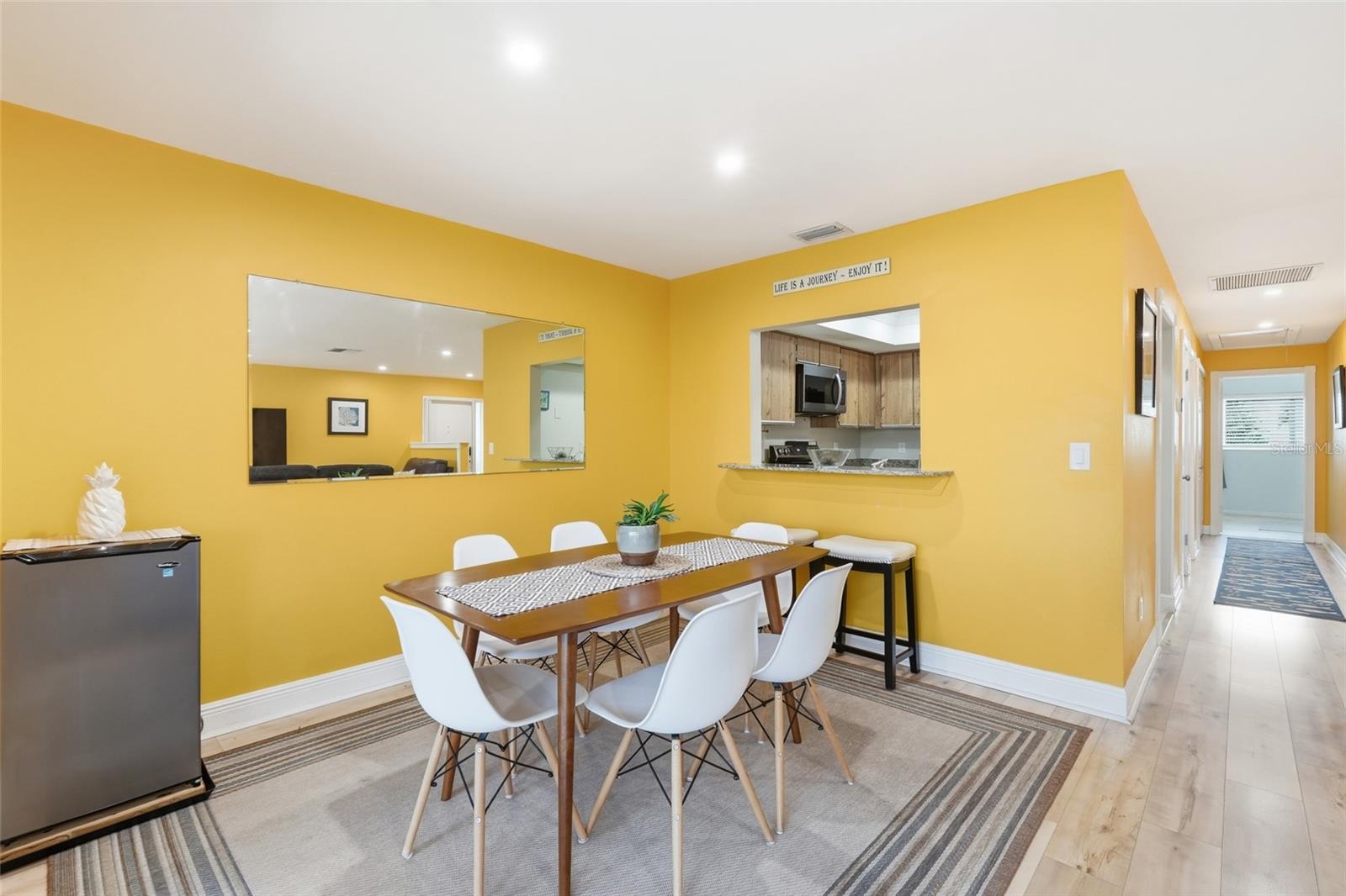 LE GRAND MARQUIS CONDO - Residential