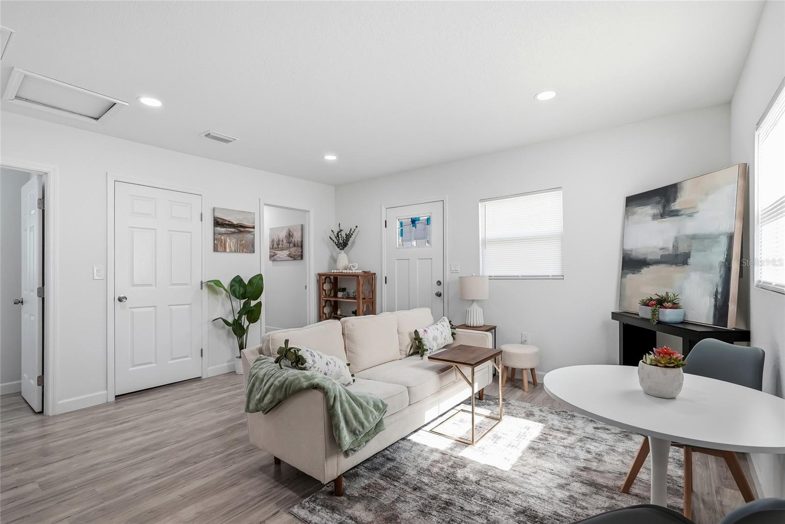 SULPHUR SPGS ADD - Residential
