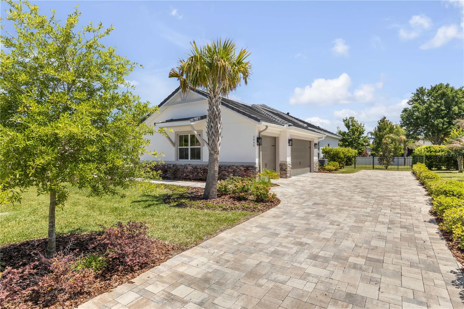 MOUNT DORA LOCH LEVEN PH 05 - Residential