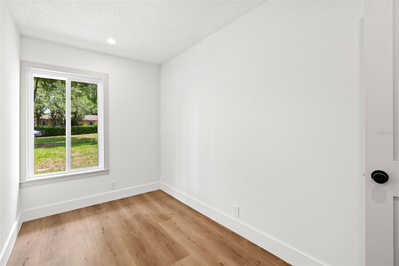 MANDARIN SEC 7 - Residential