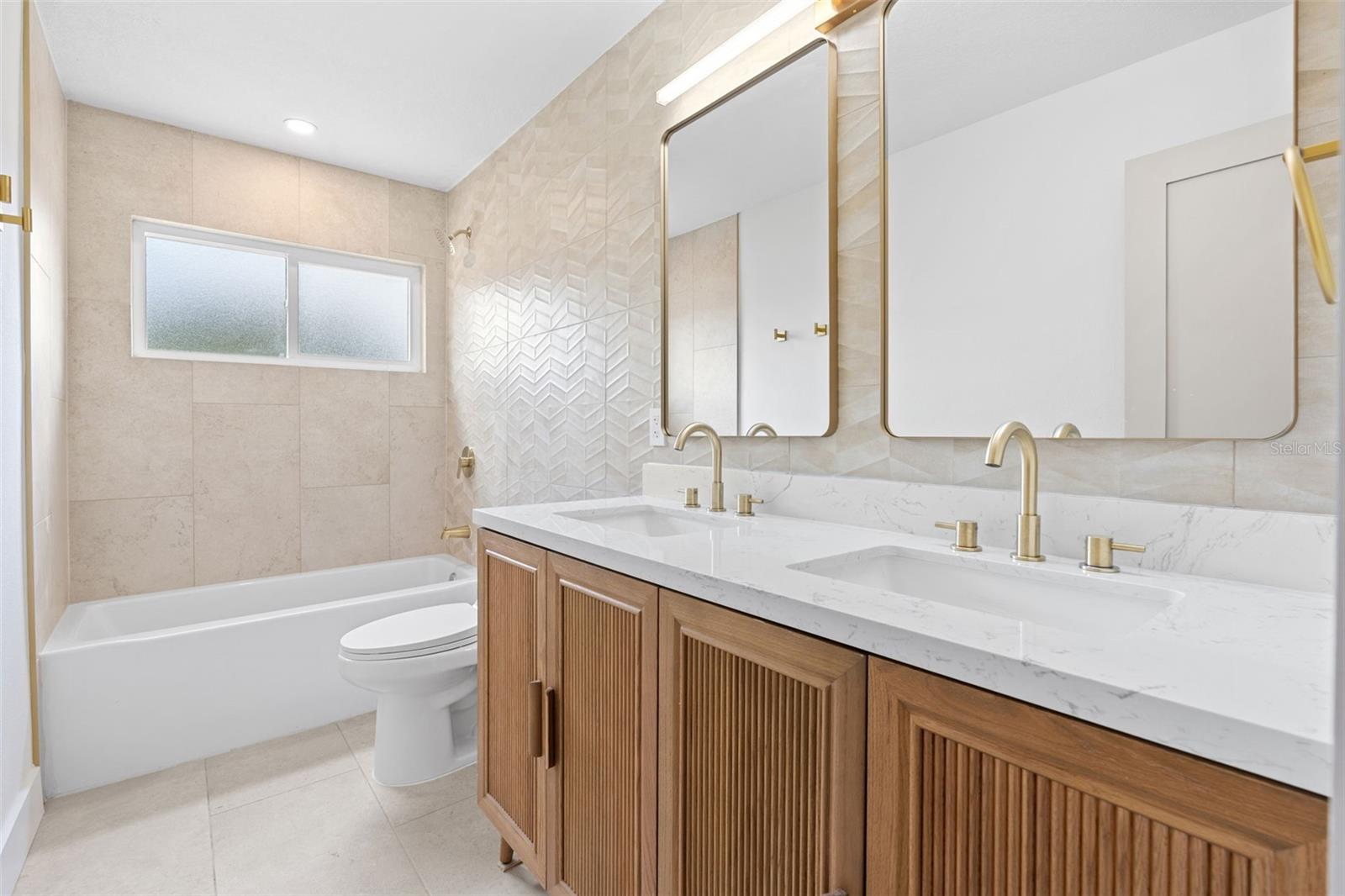 MANDARIN SEC 7 - Residential