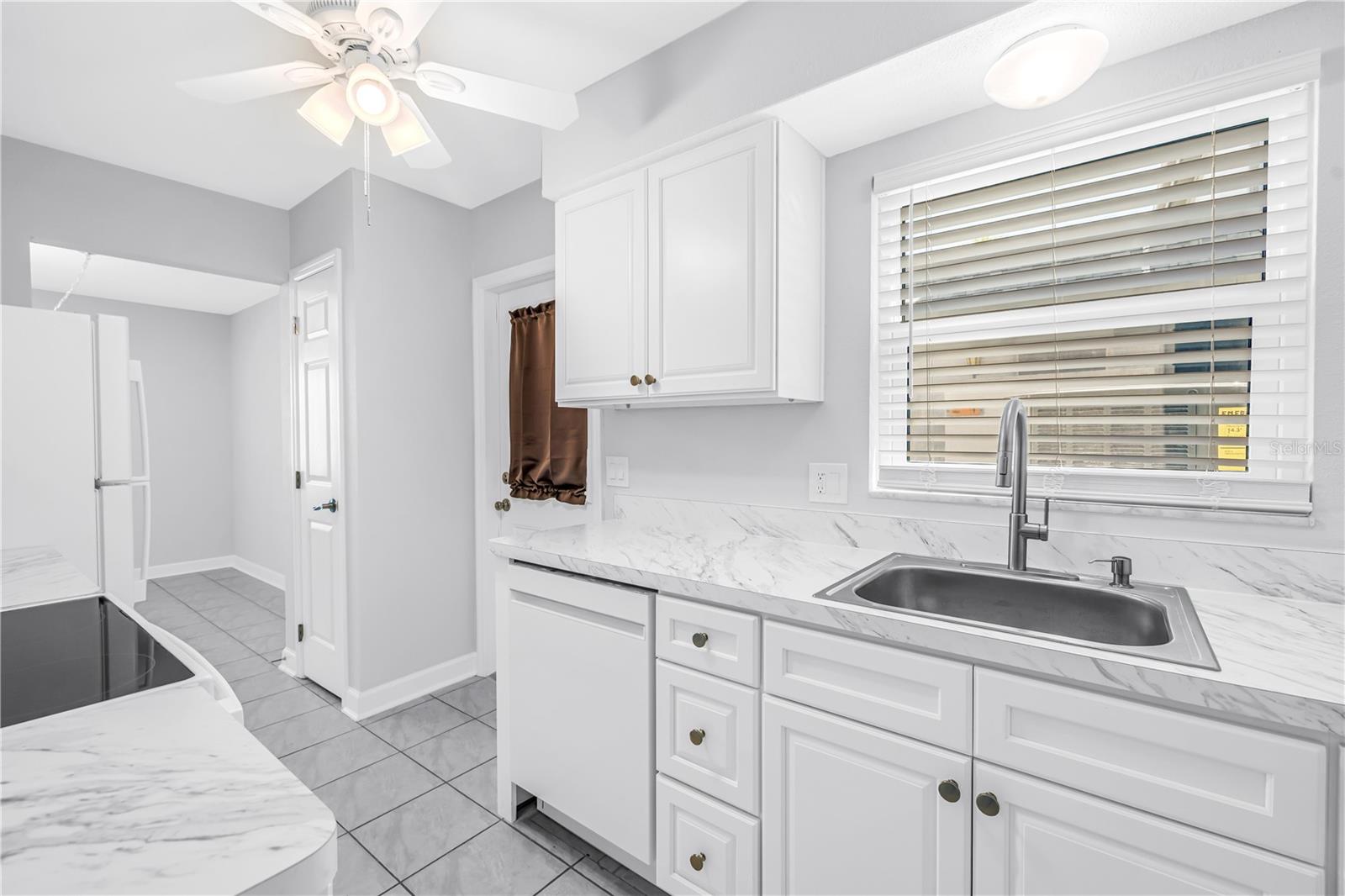 LES CHATEAUX CONDO - Residential